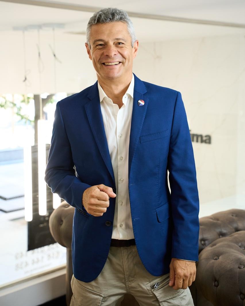 Manuel Estevez Pereira