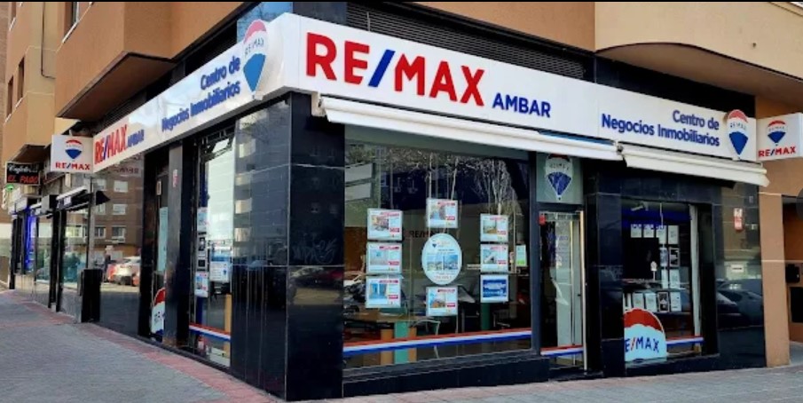 RE/MAX AMBAR